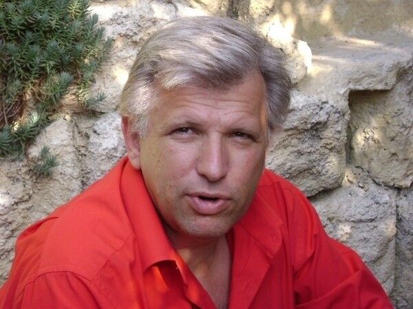  ,   Andrei, 61 ,   ,   , c 