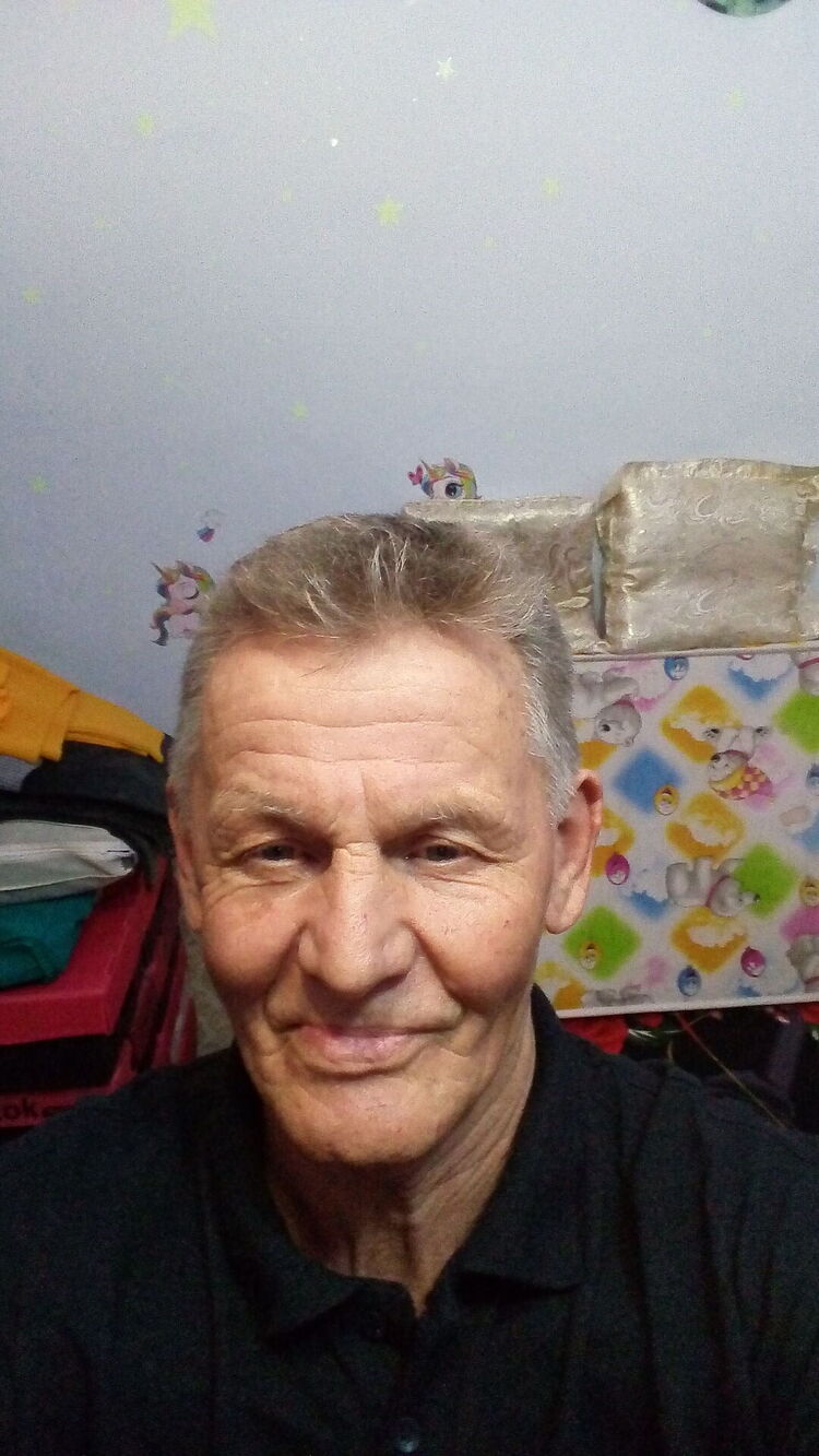  39798572  , 52 ,    