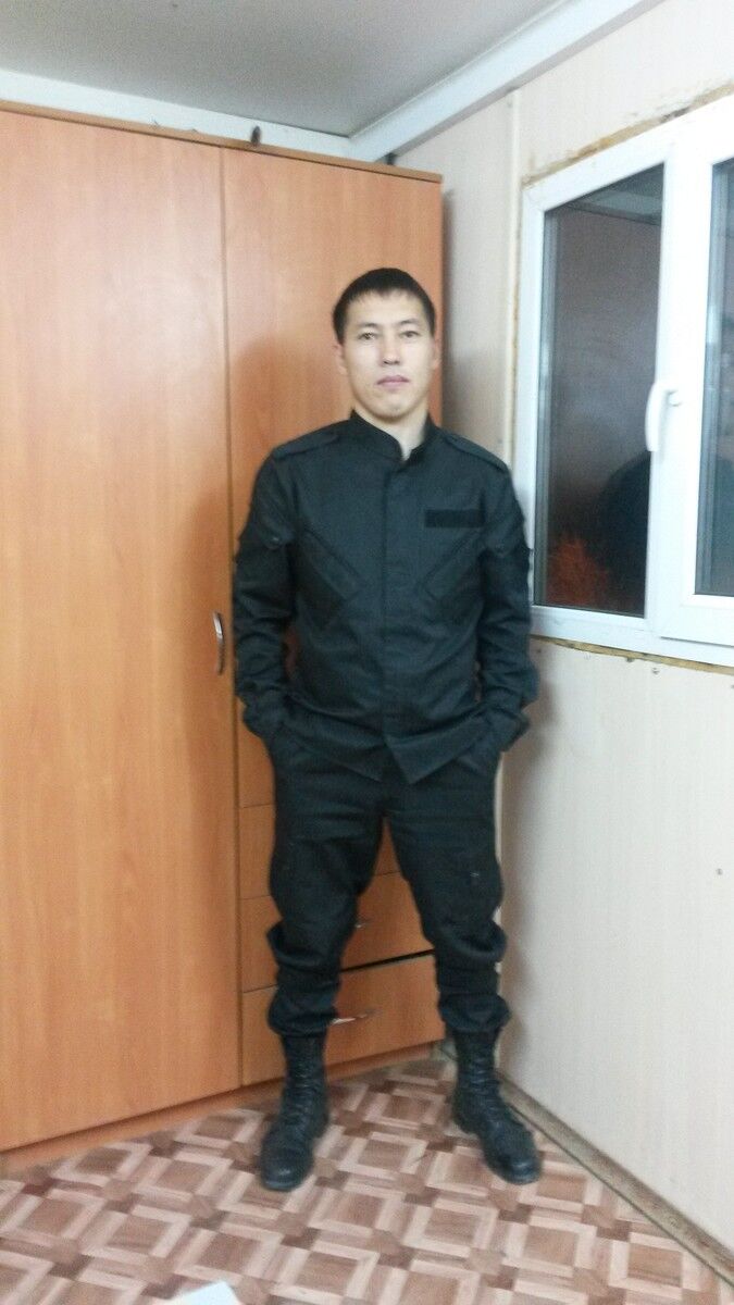  19010892  , 40 ,    