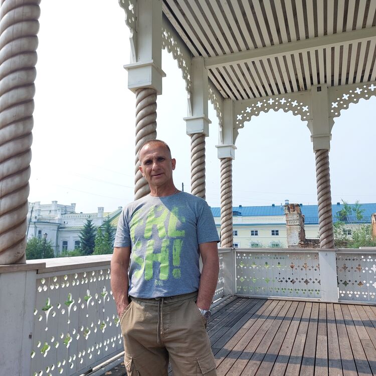  ,   Igor, 51 ,     , c 