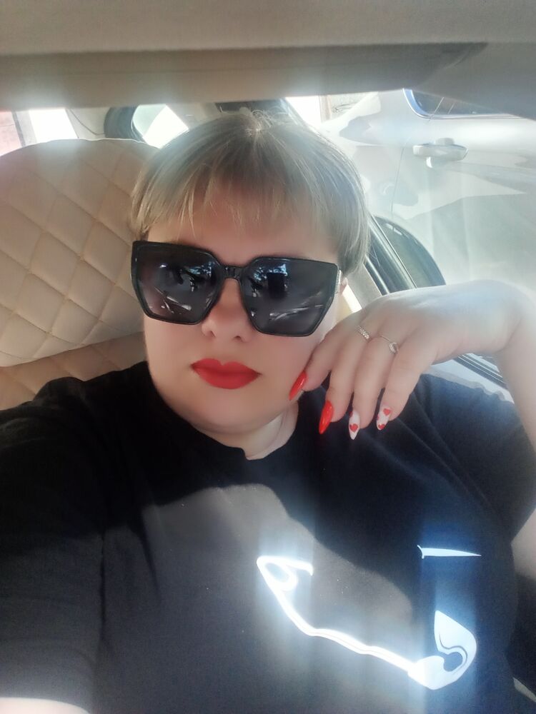  53813402  Elena, 37 ,    