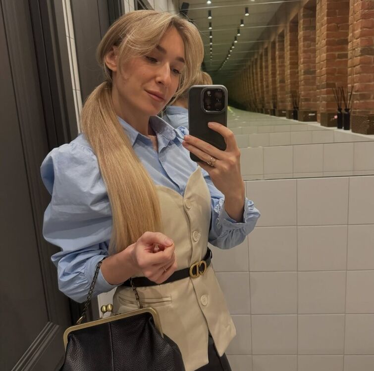  53726932  , 33 ,    -