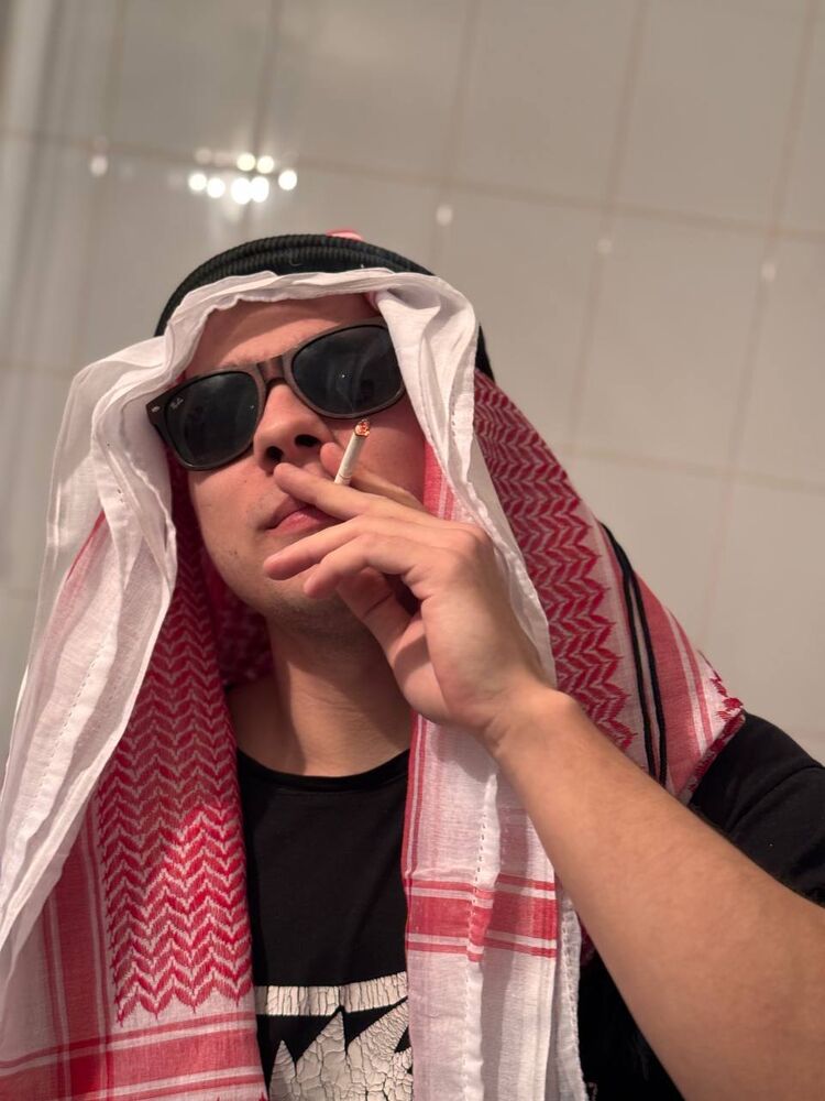 ���� 49932372 ����� ������, 23 ����, ���� ���������� � ������