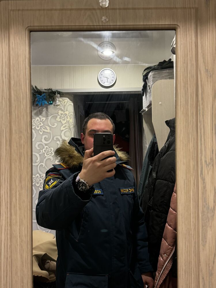  43144942  , 26 ,    