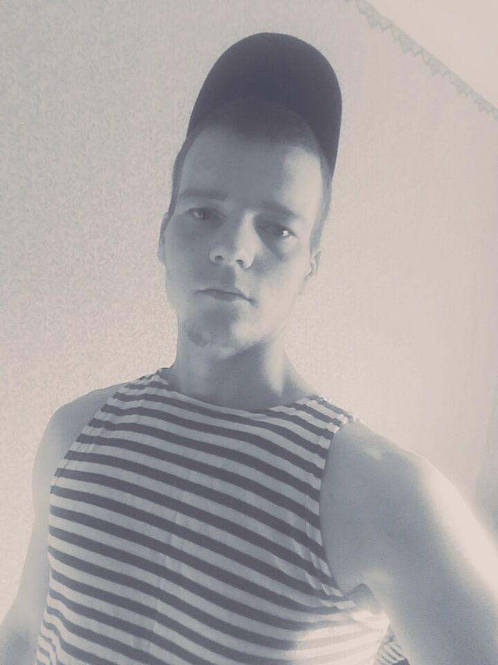  25582732   , 28 ,    