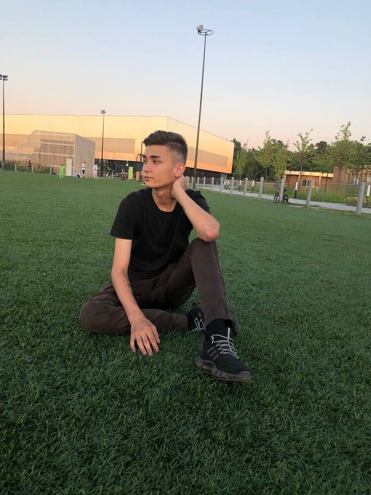  48193592  , 19 ,    