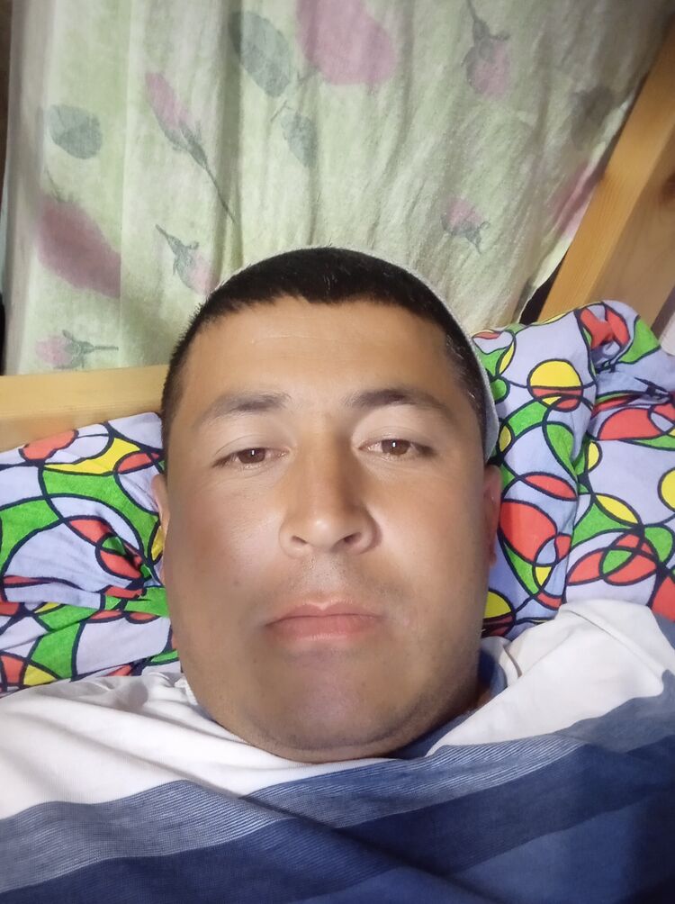  34888722  Rustambek, 38 ,    