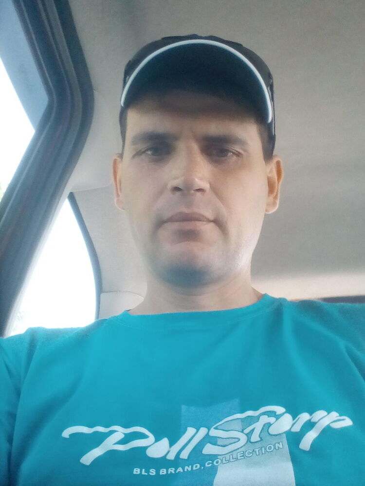  16643562  Vladimir, 44 ,    