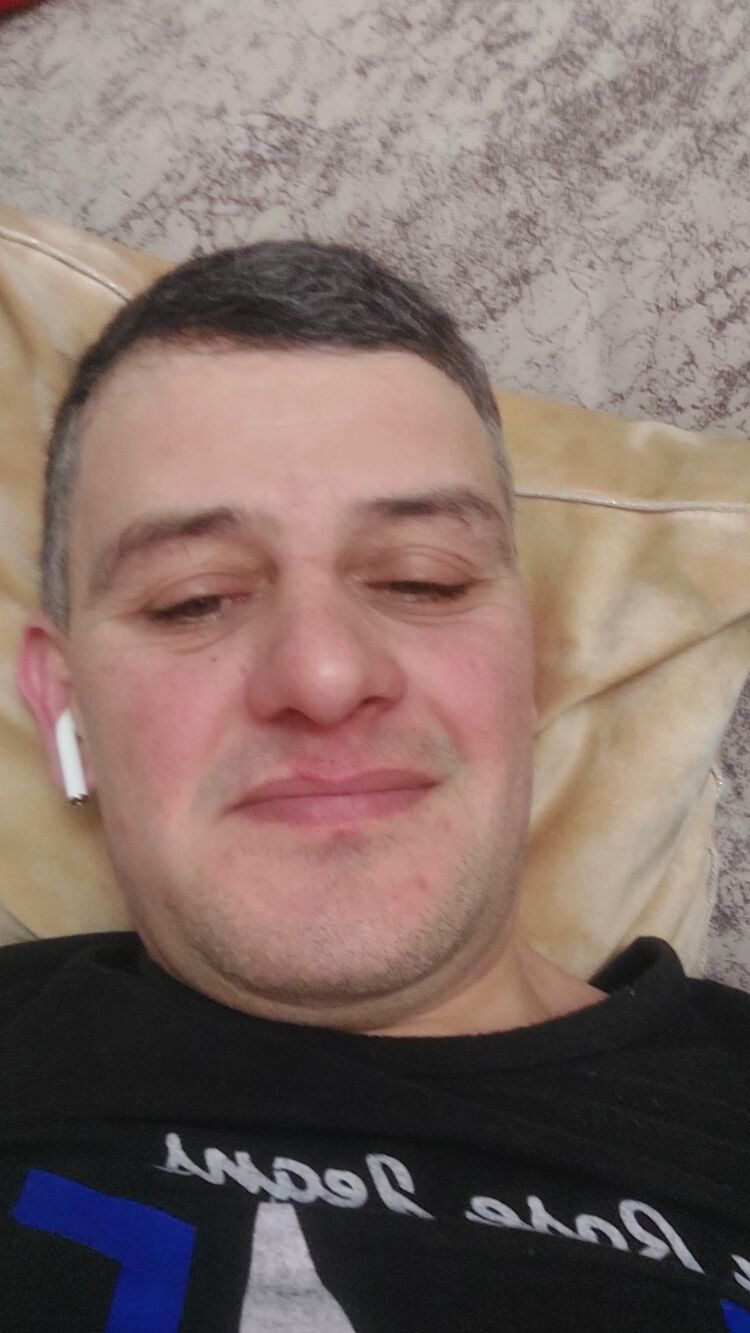  40637742  , 46 ,    