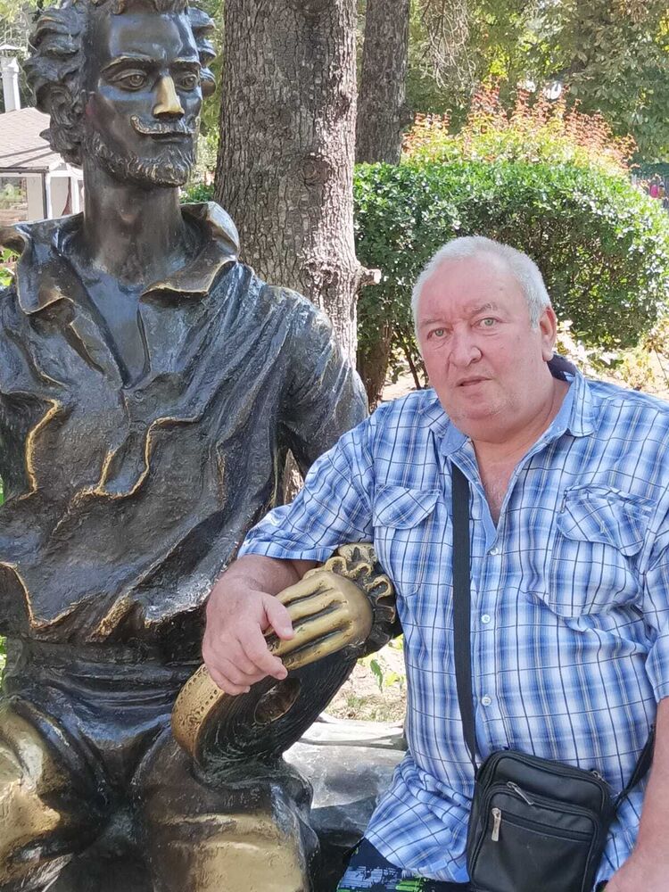 48166562  Sergey, 66 ,    --