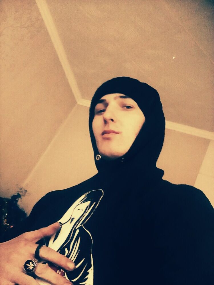  11330992  Wanea, 29 ,    