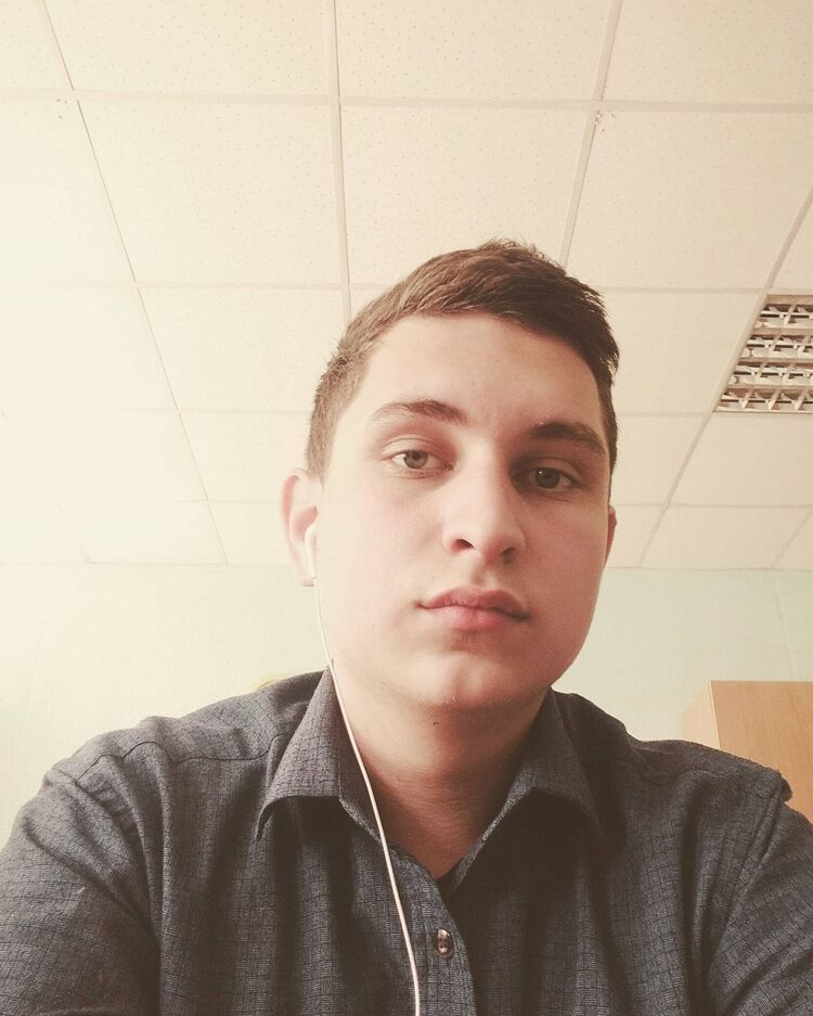  37675842  , 20 ,    