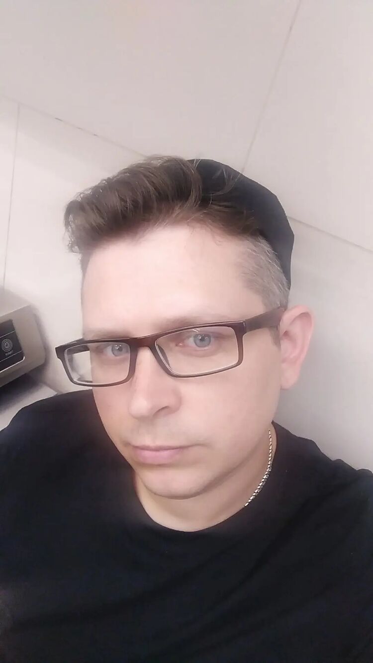  44222742  , 39 ,    