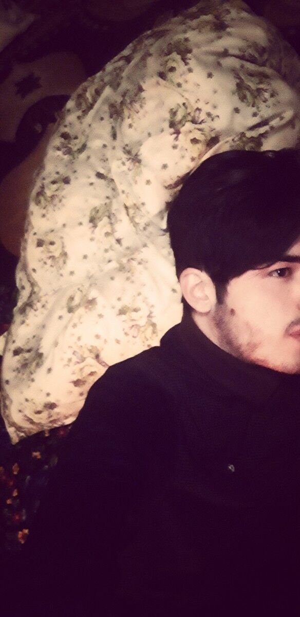  18797252  Gayrat, 28 ,    