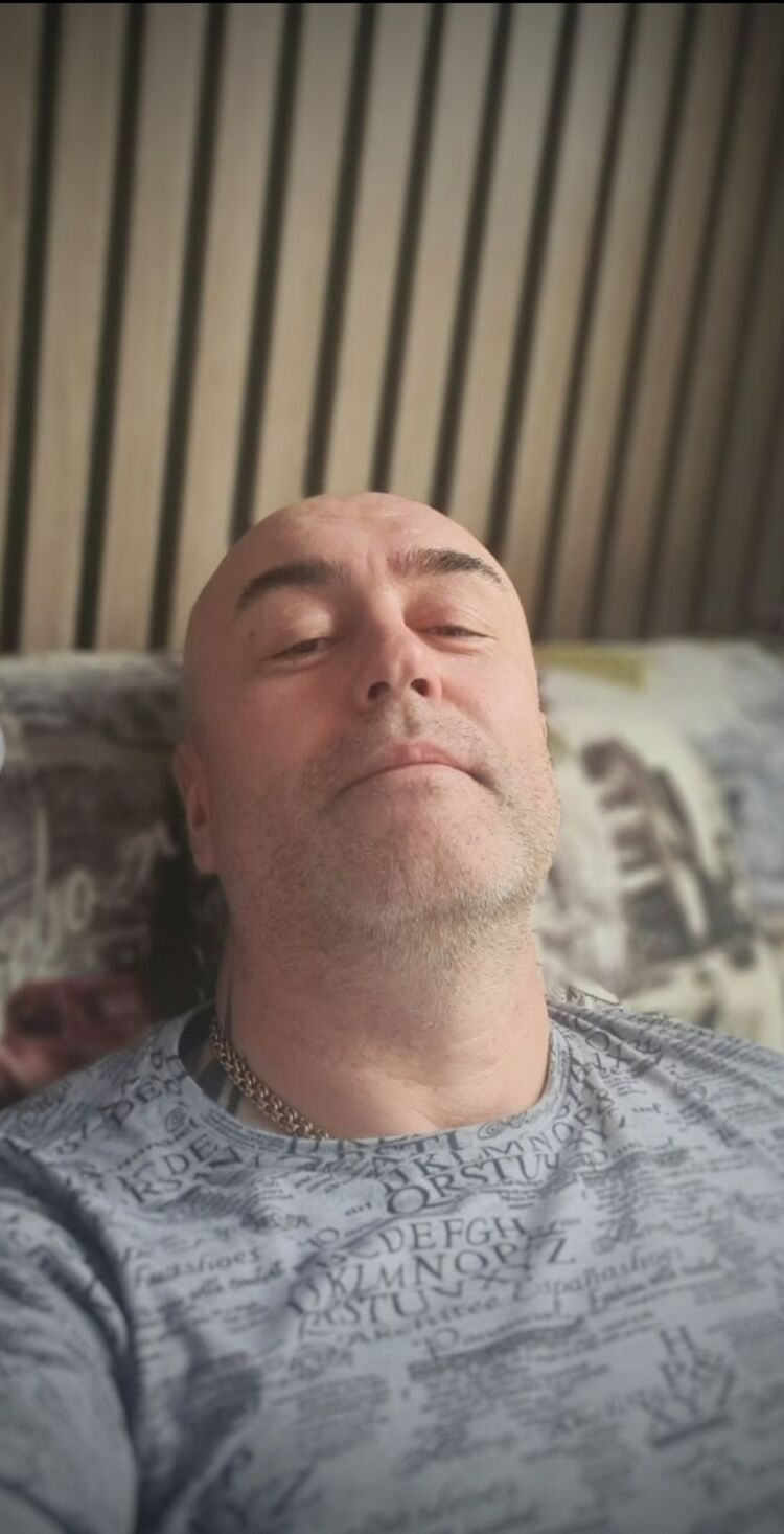  --,   , 39 ,   