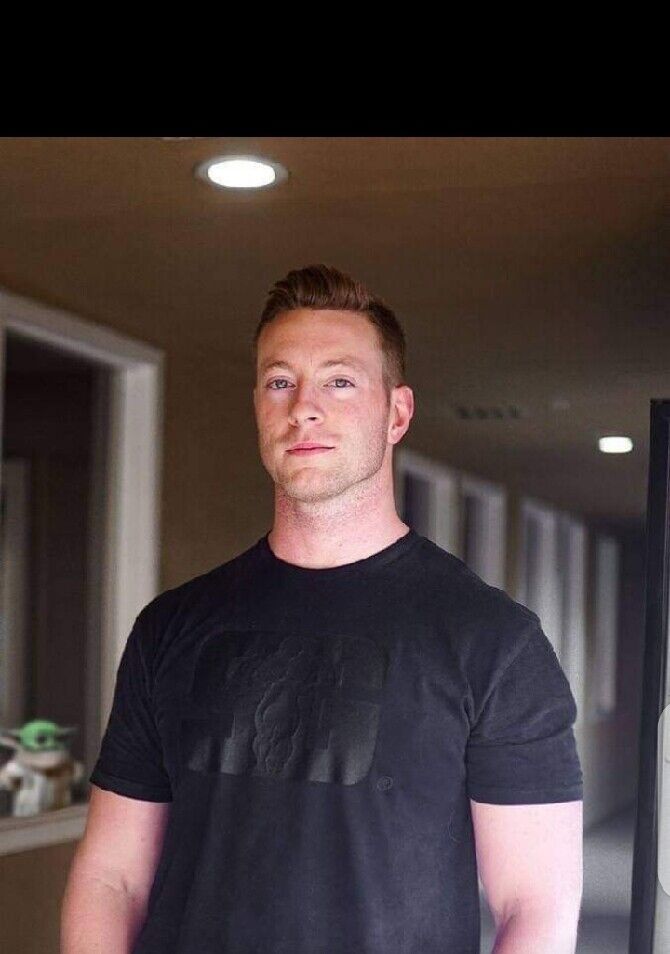 22306692  Alexander Gr, 43 ,    