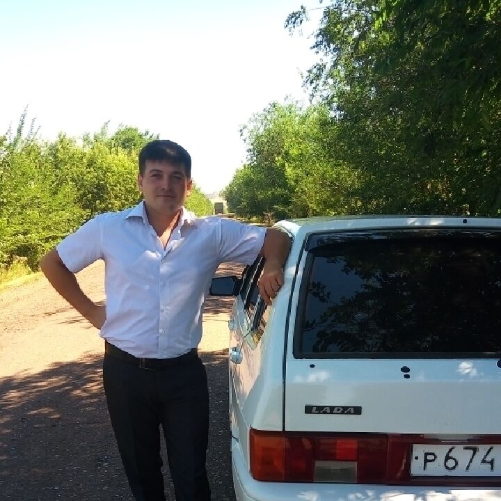  ,   Maksim, 33 ,   ,   