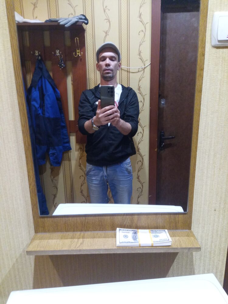  52769062  , 38 ,    