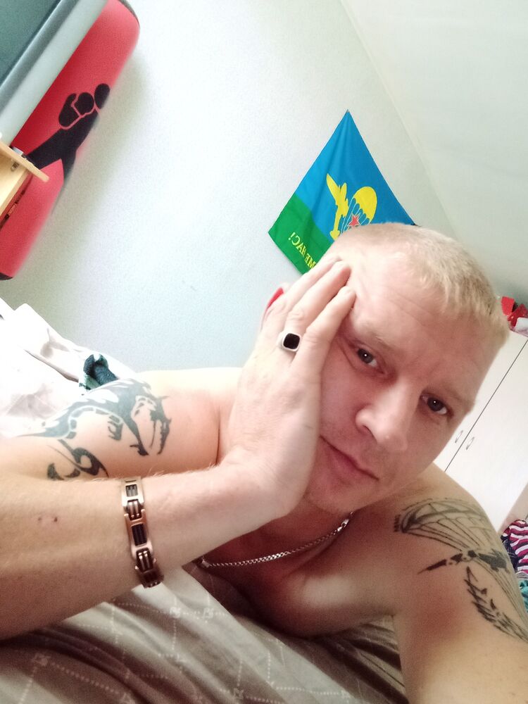  32444342  , 40 ,    