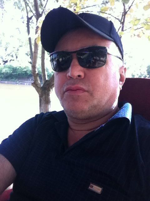  18647432  Muslim, 37 ,    