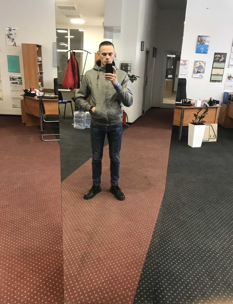  22177592  , 27 ,    