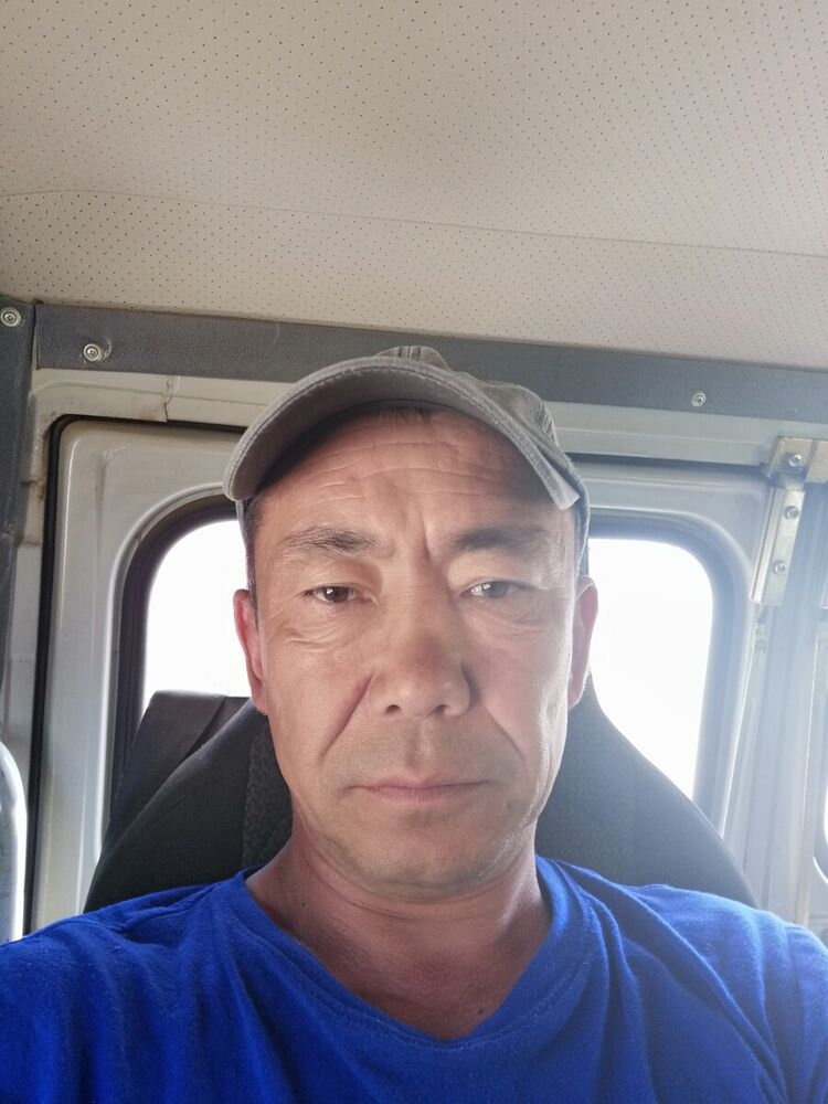  21202302  , 52 ,    
