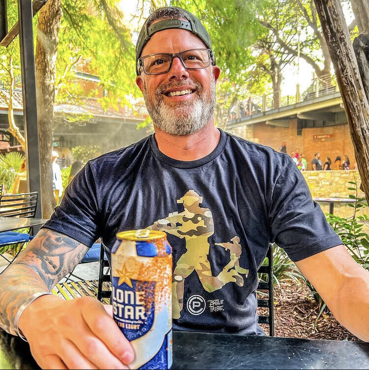  53298232  Michael Wil, 46 ,    