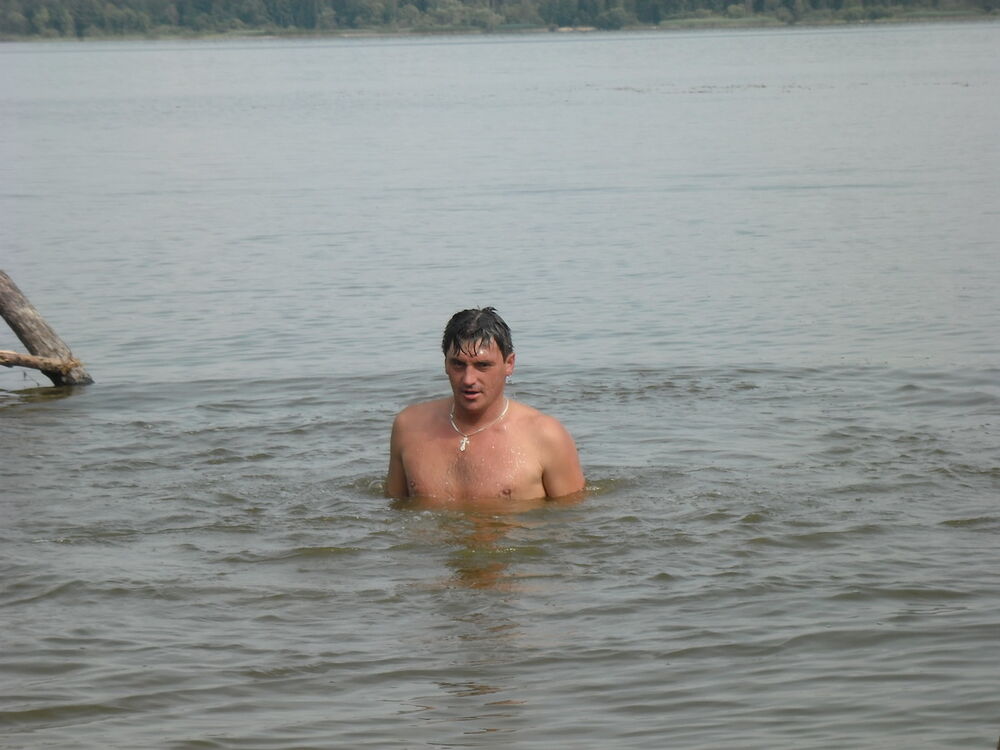  4320052  Sasha, 45 ,    