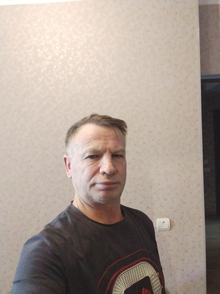  47745462  , 56 ,    