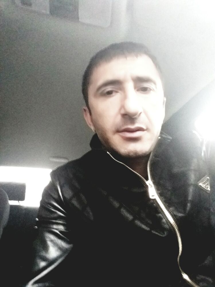  ,   Arman, 40 ,   ,   , c 