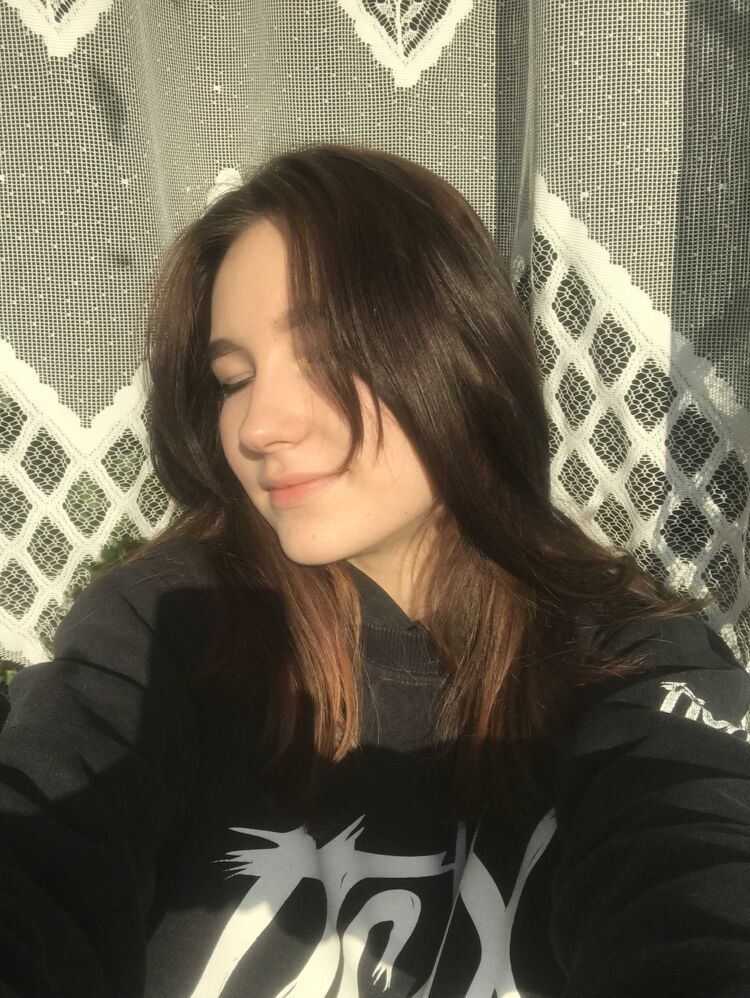  Bojnurd,   Yaroslava, 22 ,   ,   