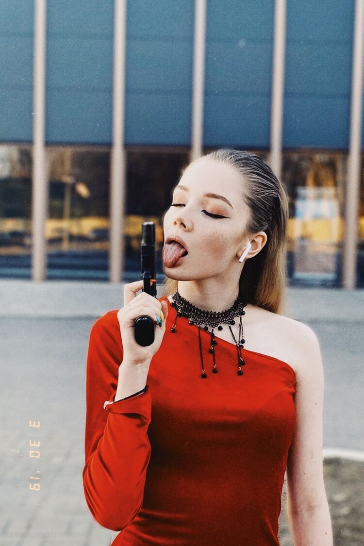  -,   Vika, 24 ,  