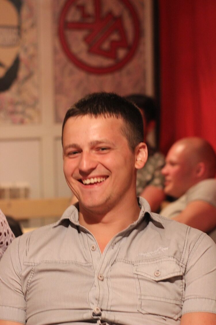  ,   Alex, 34 ,   