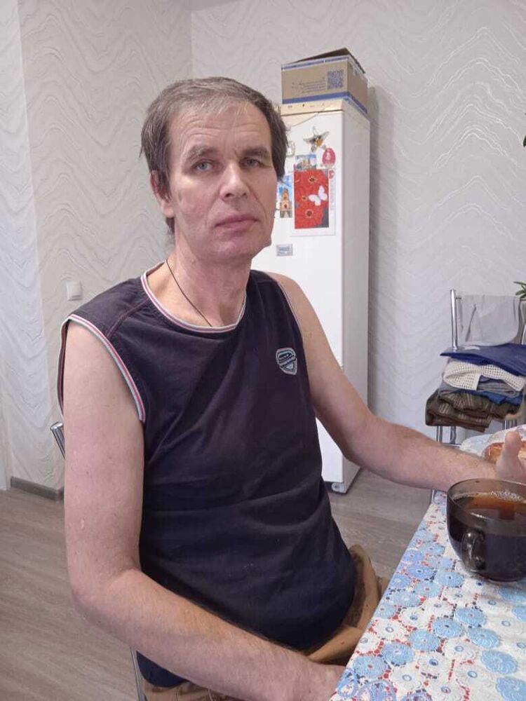  51836712  , 58 ,    