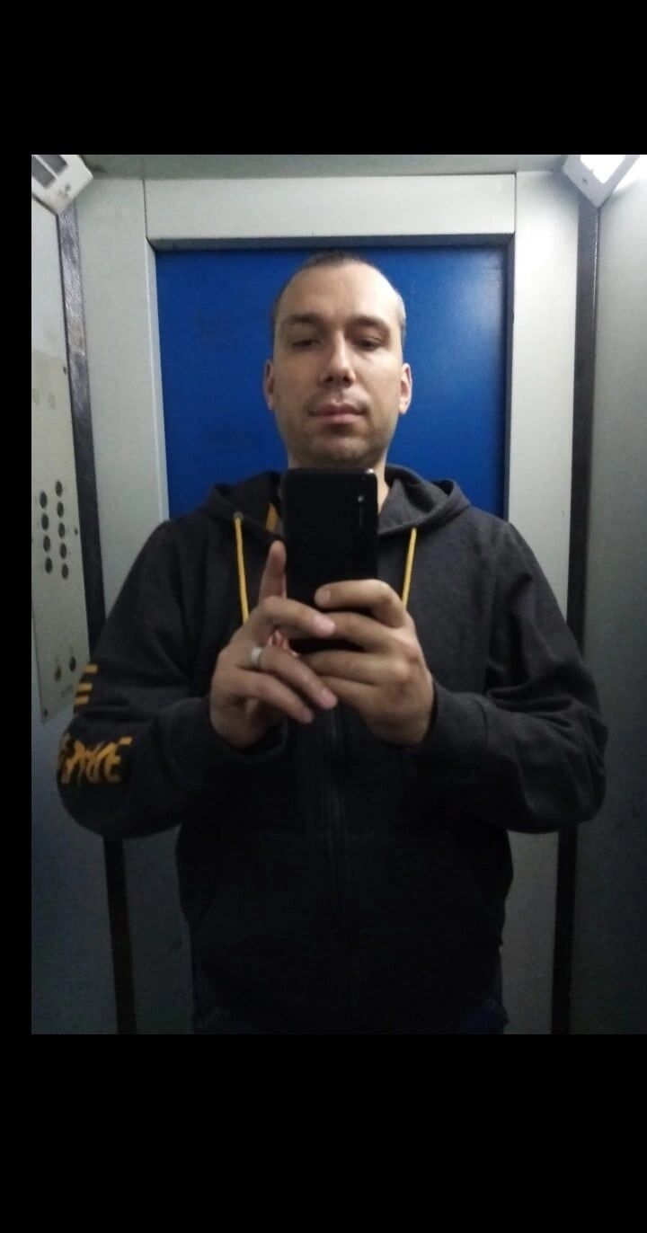  ,   Dmitry, 36 ,   c 