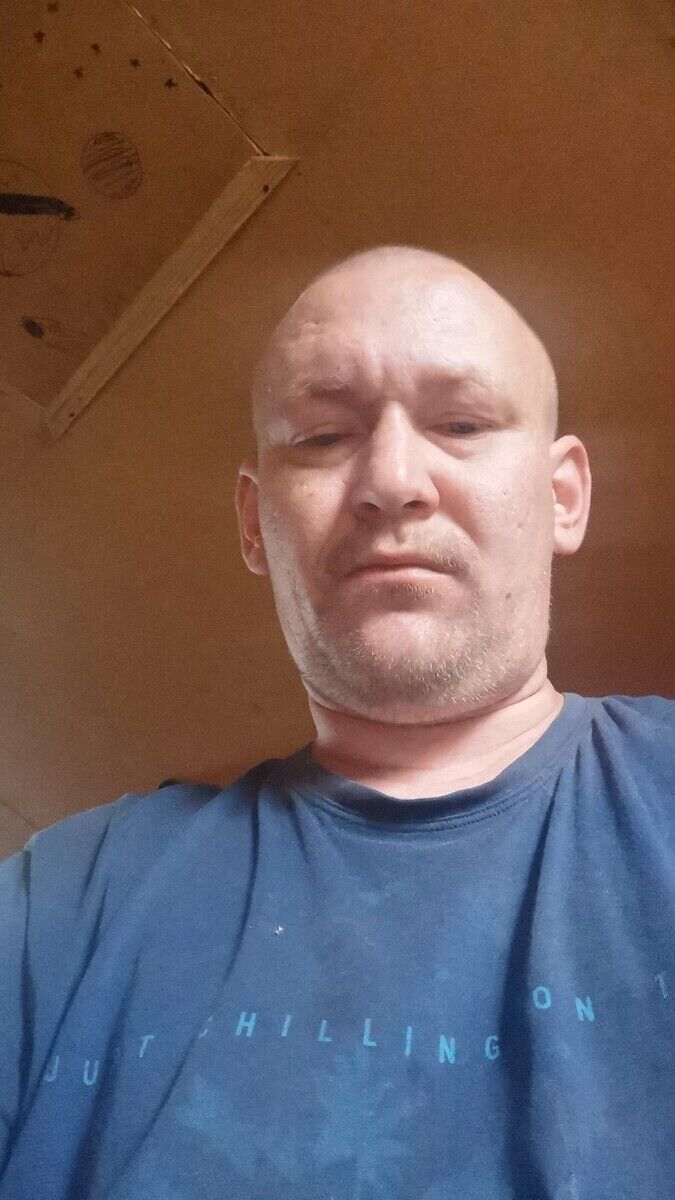  21087972  , 41 ,    