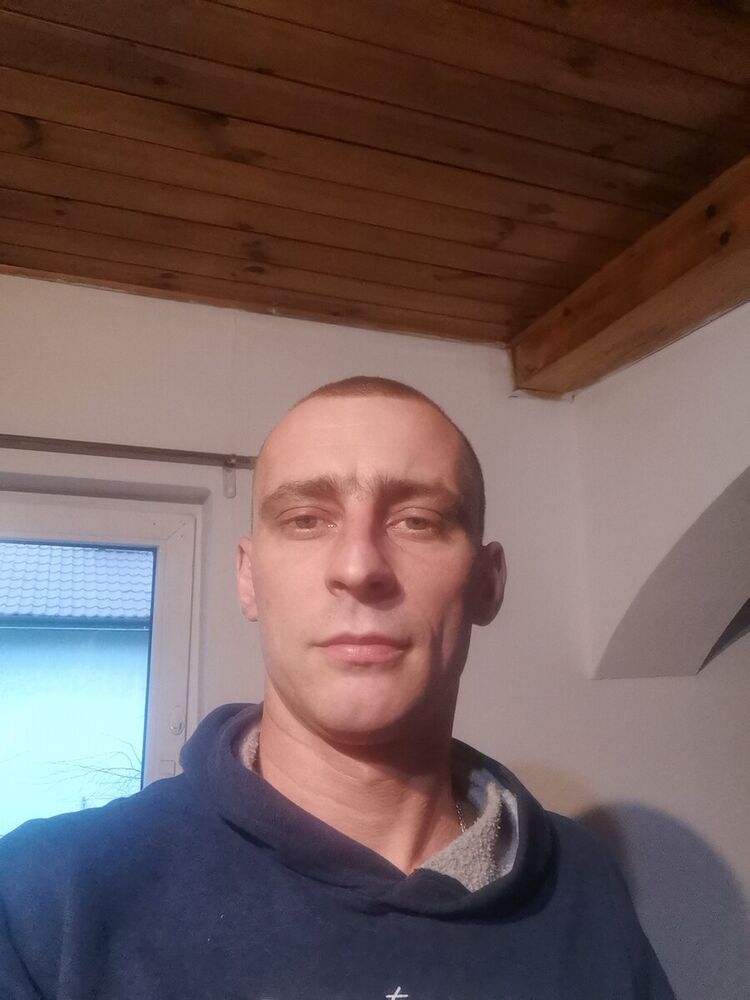  22313652  , 34 ,    -