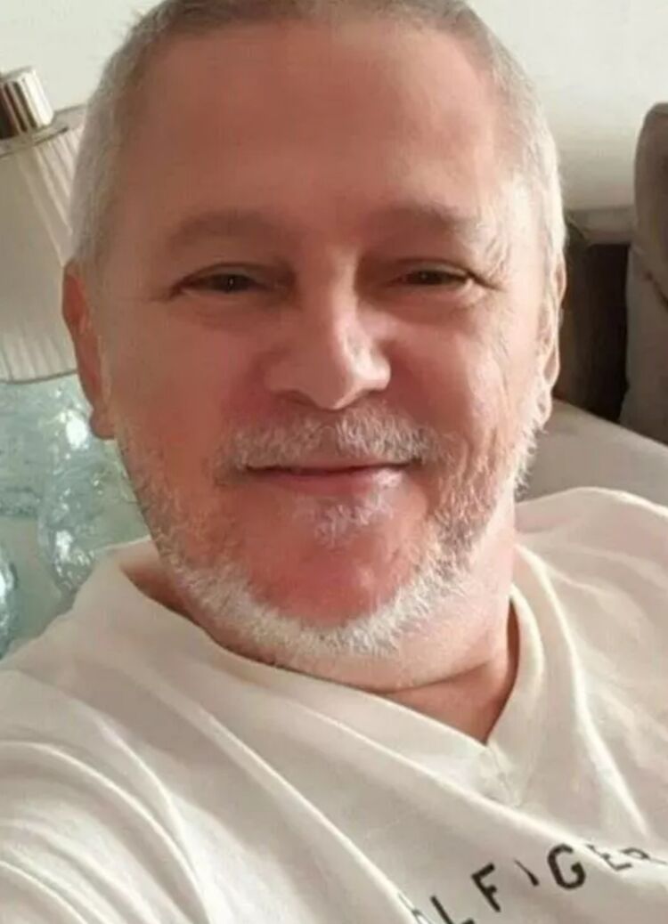  25187802  Anton, 55 ,    
