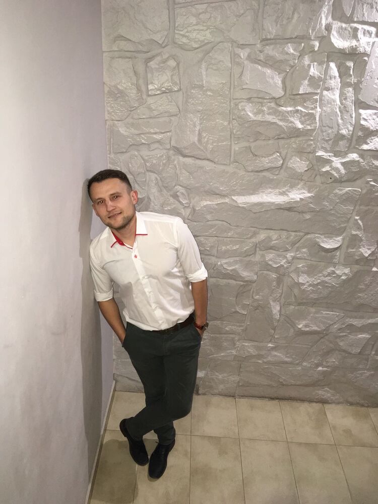  23670192  , 33 ,    