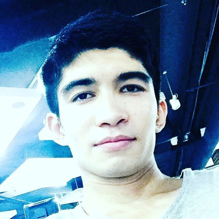  19015622  Kadirov, 27 ,    