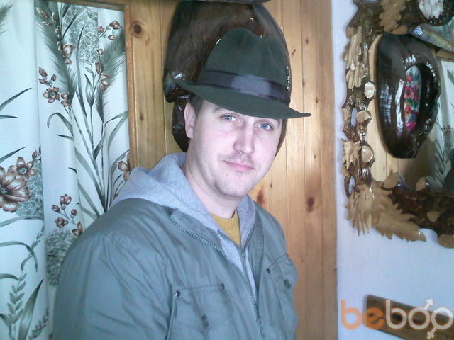  ,   Nikolas, 41 ,   