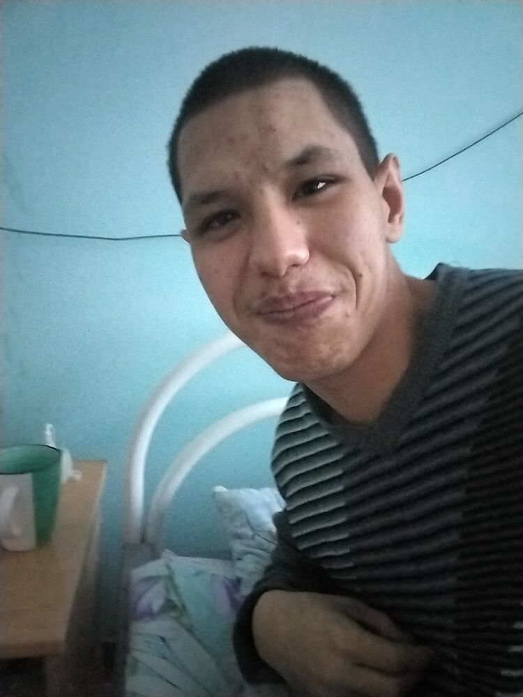  32835152  , 28 ,    