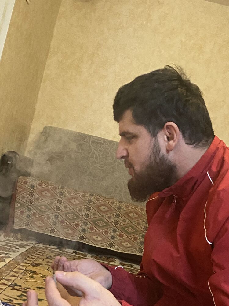  34413872  Hamza, 31 ,    