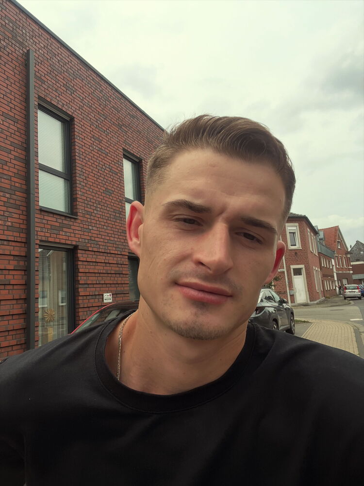  54609592  Lilian, 23 ,    