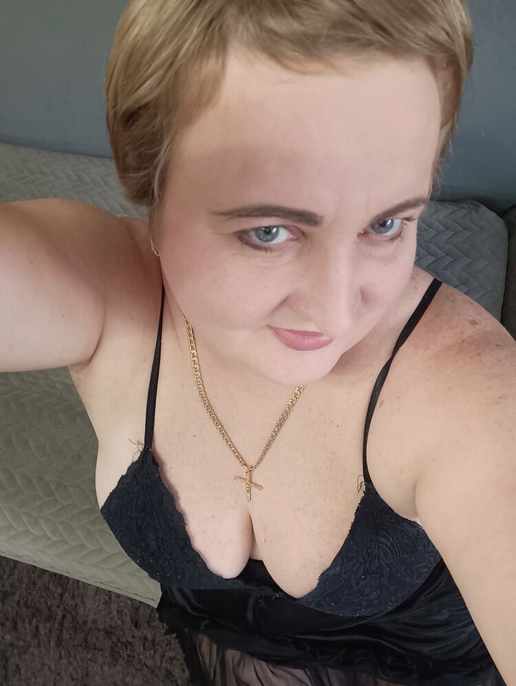  49321562  , 39 ,    