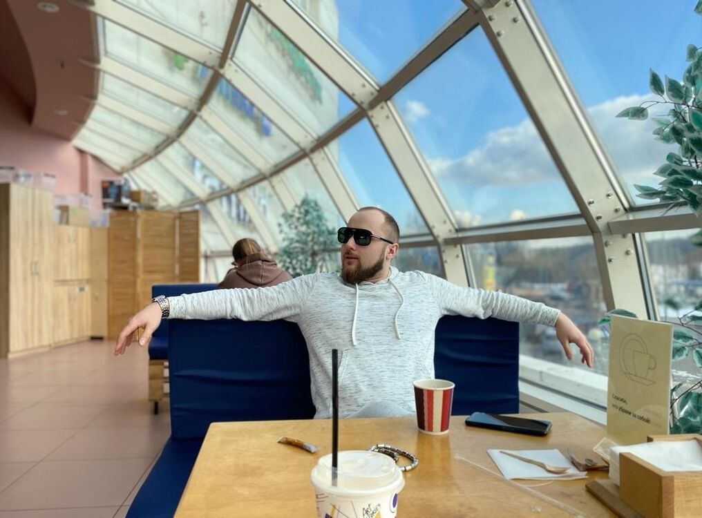  ,   Kirill, 33 ,     , c 