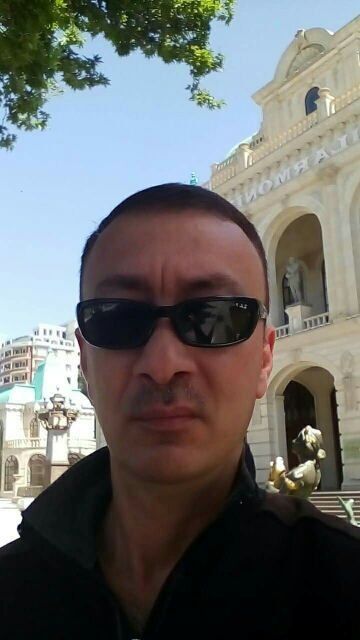  12795052  Rufat, 54 ,    