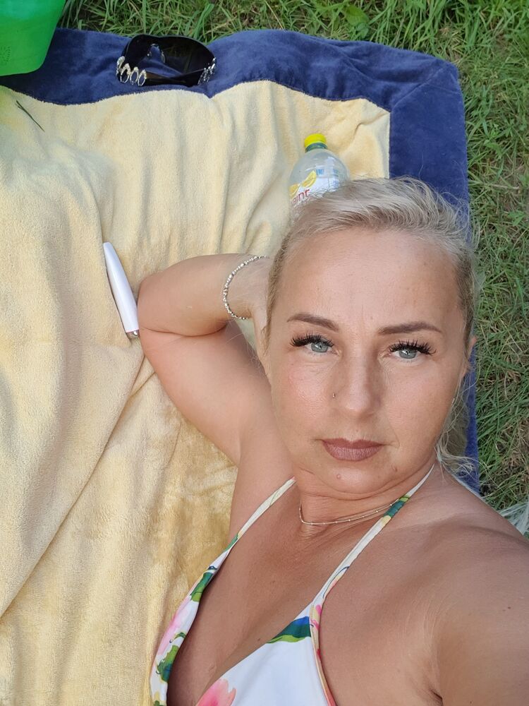  52556952   , 48 ,    