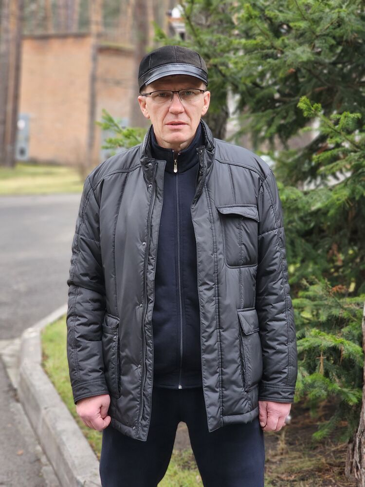  ,   Aleksandr, 55 ,   c 