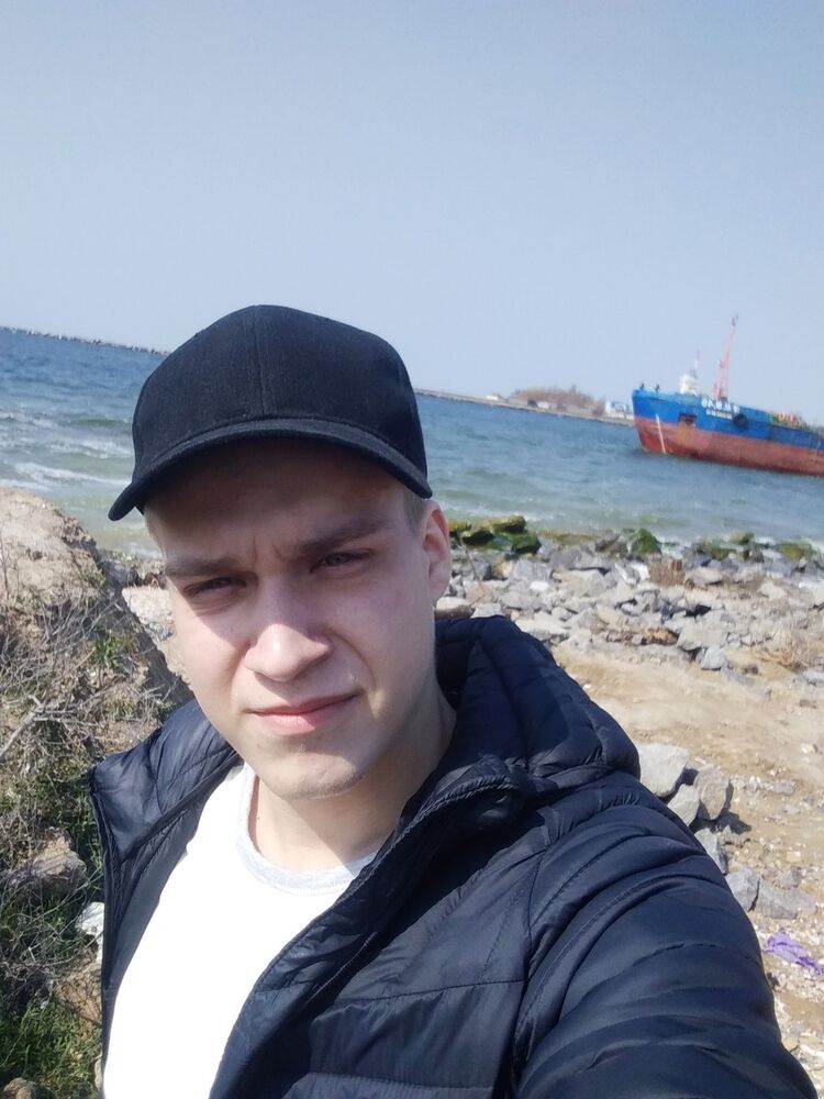  ,   Dmitriy, 29 ,  